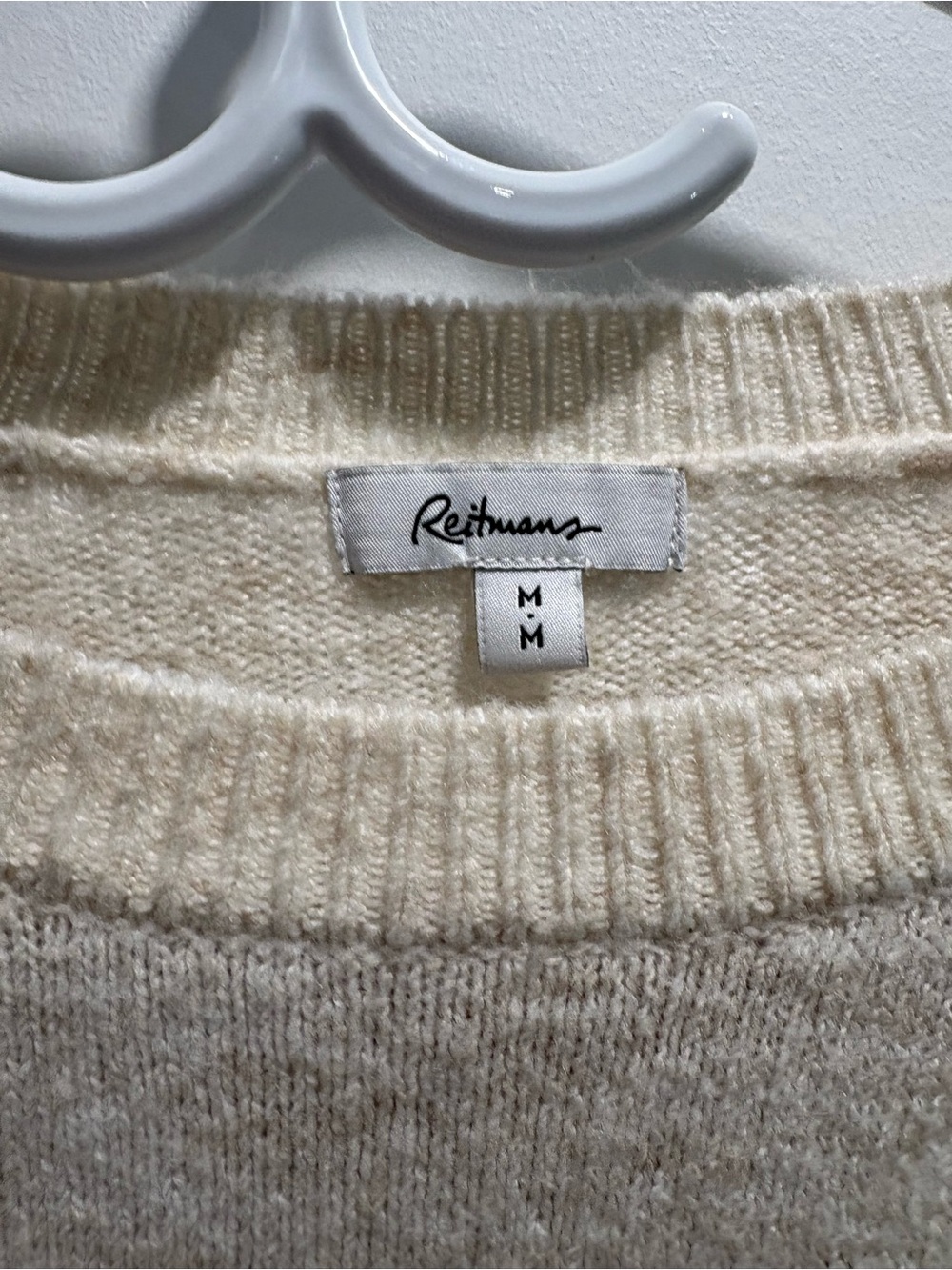 Reitmans Cream Crewneck Sweater with Heart Motif - Picture 6 of 6